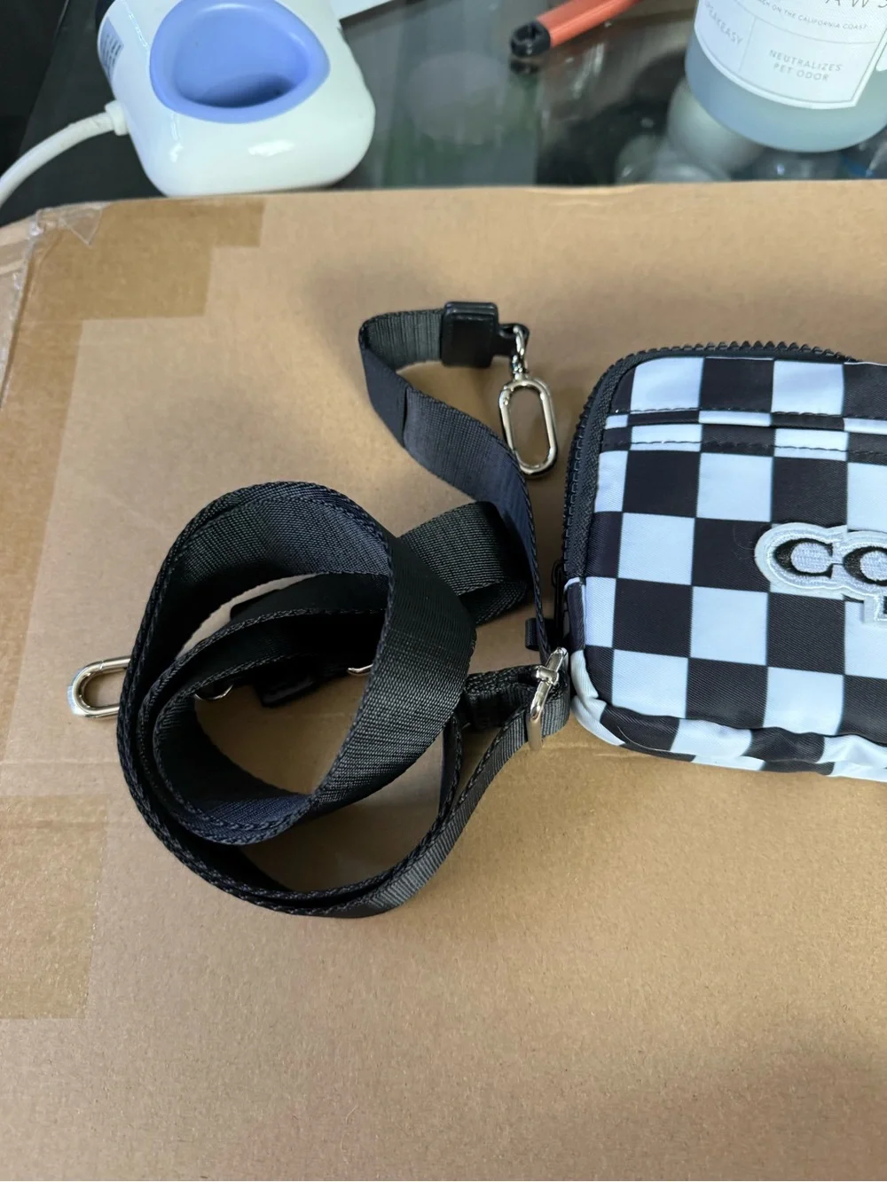 SC GRAPHICS AND MORE zip pouch